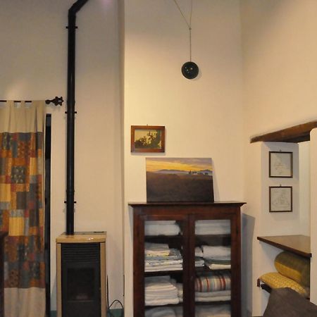 Casa Vacanze Nonna Vela Petroio Esterno foto