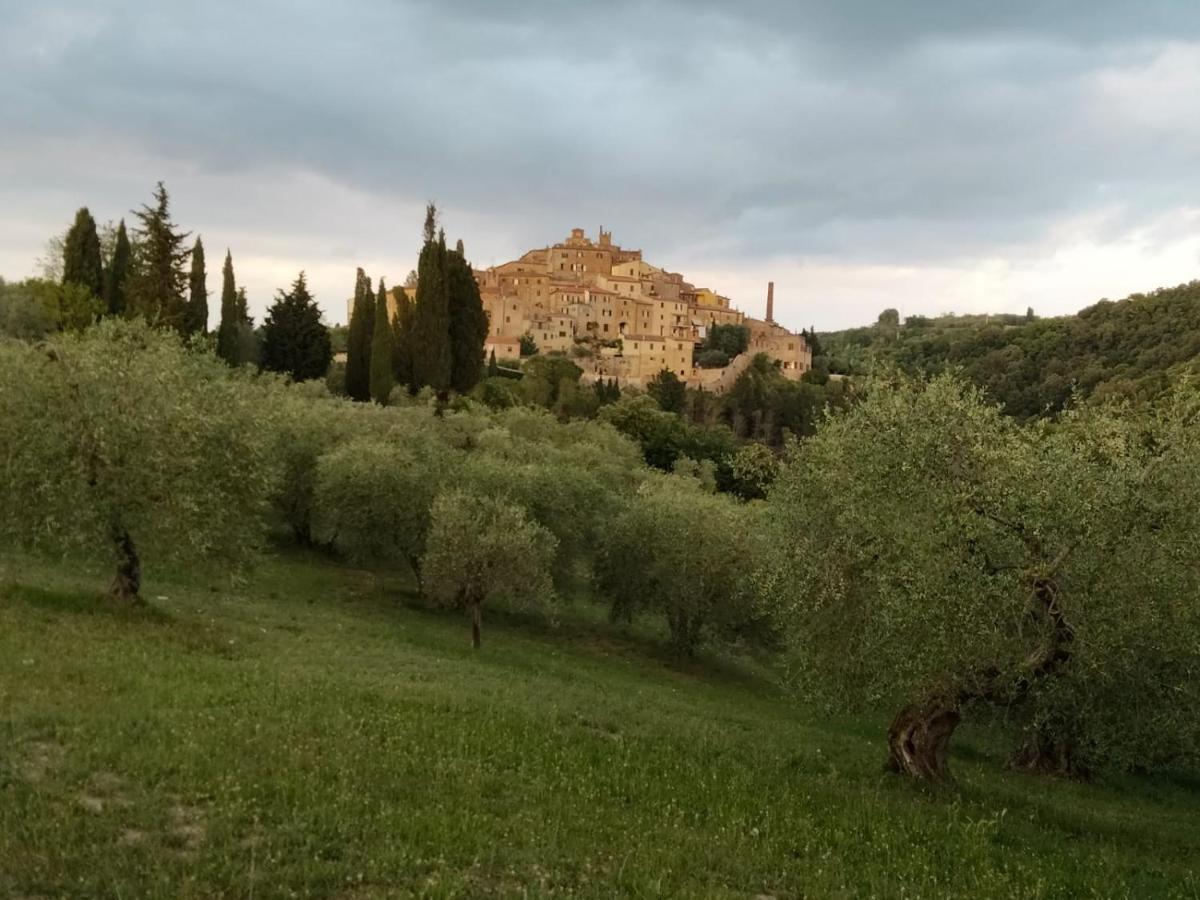 Casa Vacanze Nonna Vela Petroio Esterno foto