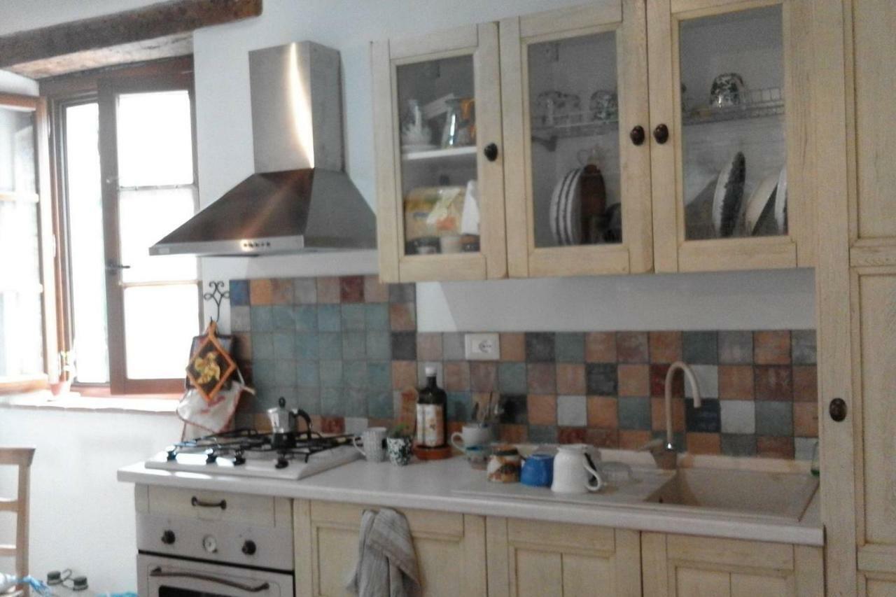 Casa Vacanze Nonna Vela Petroio Esterno foto