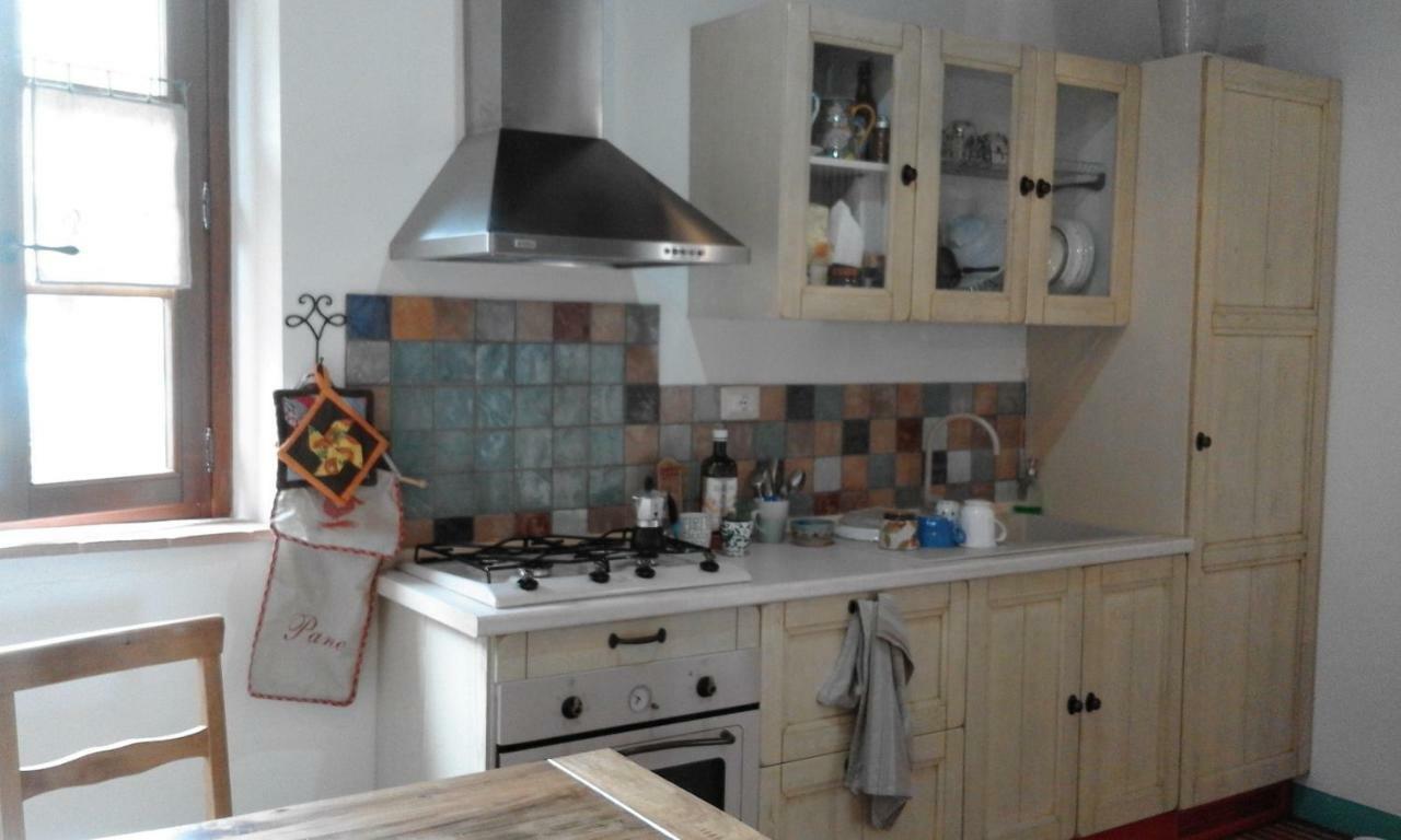 Casa Vacanze Nonna Vela Petroio Esterno foto