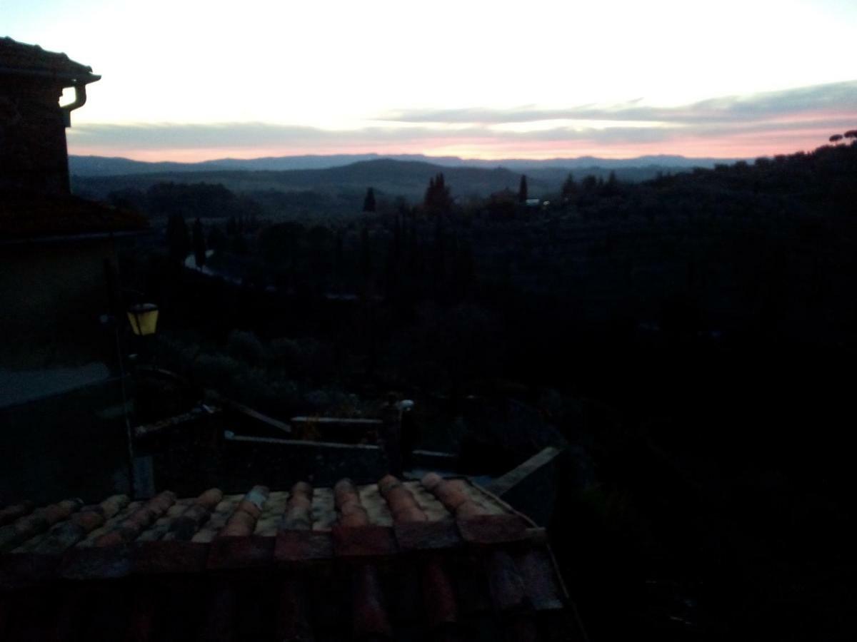 Casa Vacanze Nonna Vela Petroio Esterno foto
